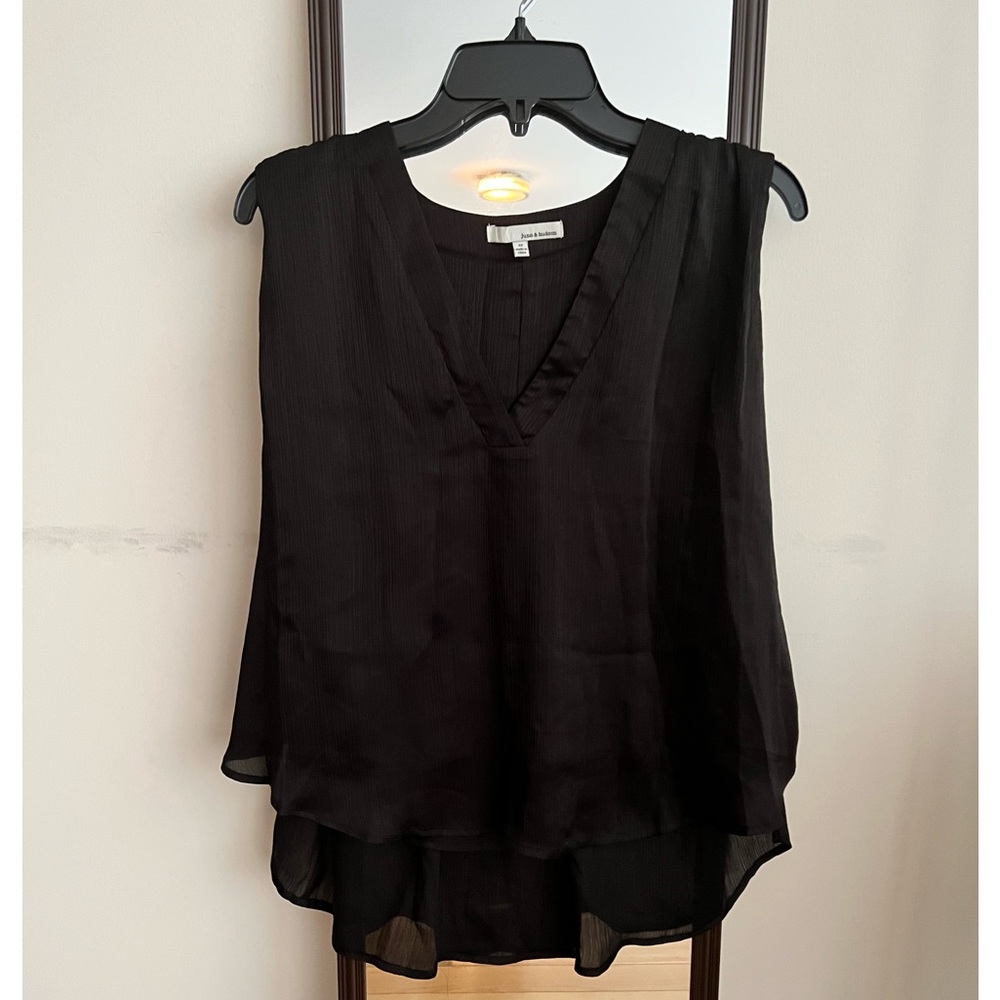 June & Hudson black top